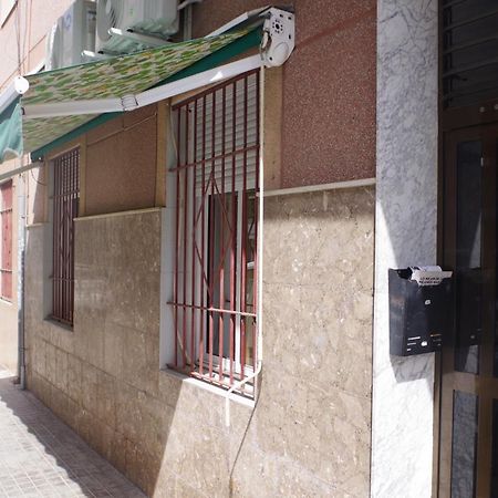 Elche Universidad Apartment Екстериор снимка