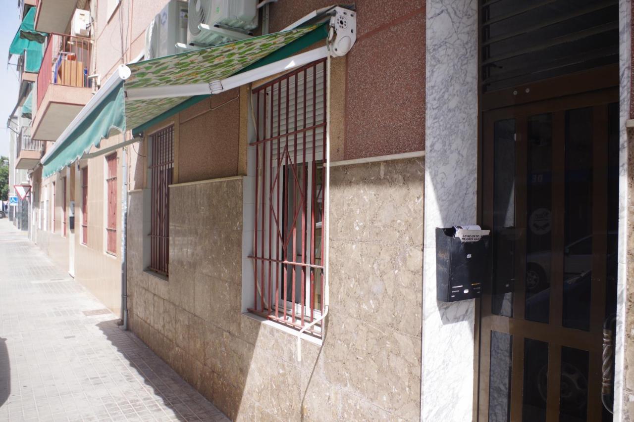 Elche Universidad Apartment Екстериор снимка